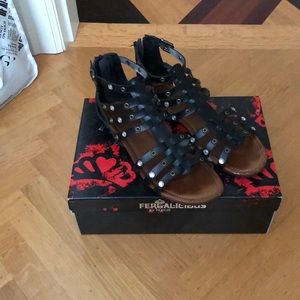 Girls gladiator sandals